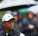 Tiger Woods allowed to leave  US for 'intensive' treatment